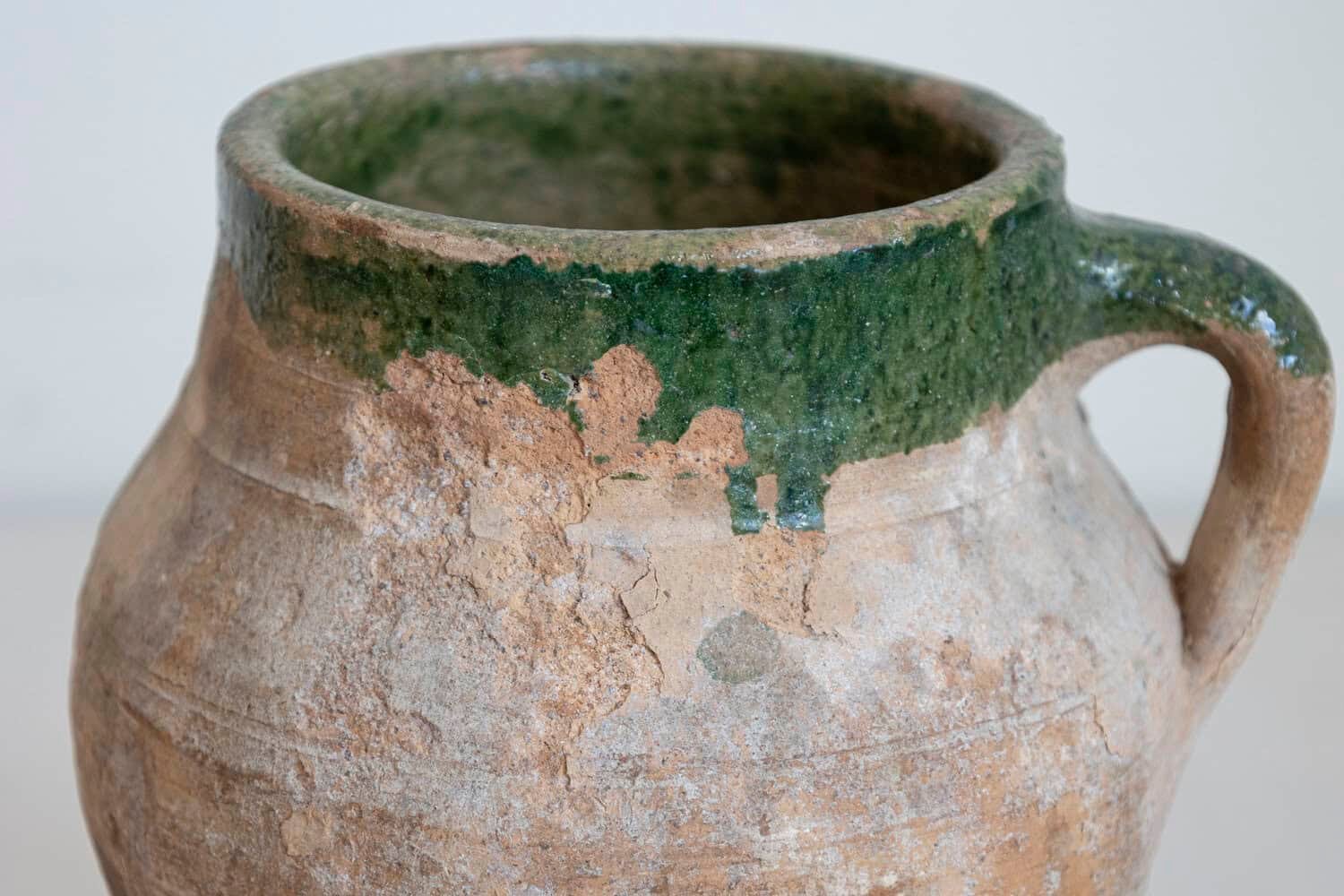 Small English 1930s Green Glazed Terracotta Olive Oil Jar with Back Handle - JAA