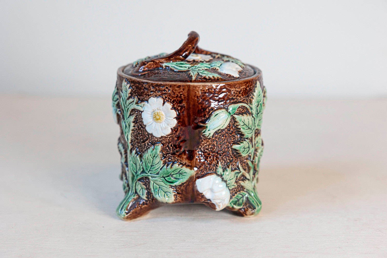 French 19th Century Brown Majolica Lidded Jar with Moulded Floral Décor - JAA