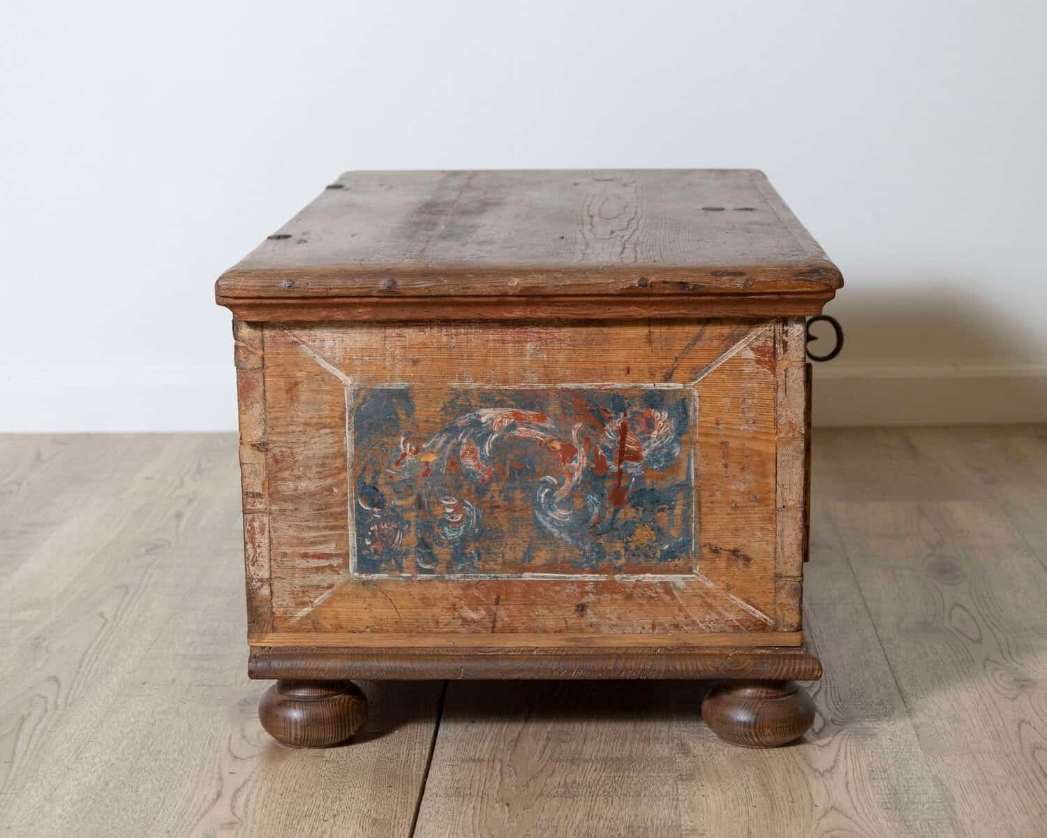 Austrian Tyrolean 19th Century Painted Fir Chest with Star Rosette Panel and Original Hardware - JAA