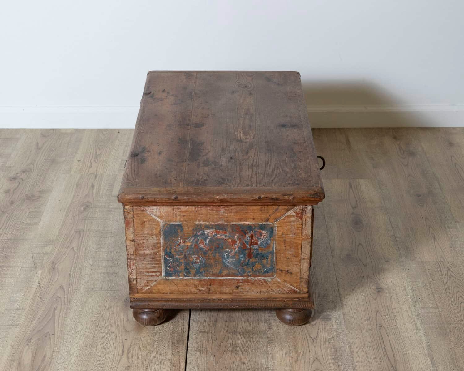 Austrian Tyrolean 19th Century Painted Fir Chest with Star Rosette Panel and Original Hardware - JAA