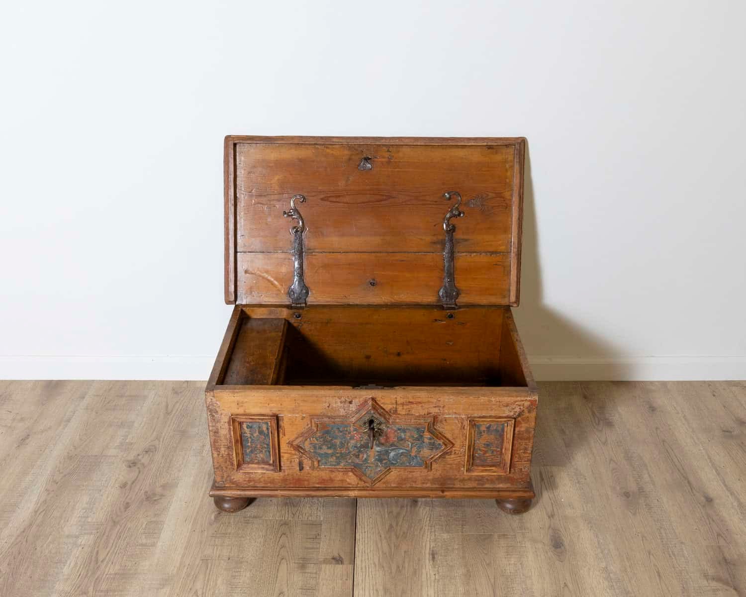 Austrian Tyrolean 19th Century Painted Fir Chest with Star Rosette Panel and Original Hardware - JAA