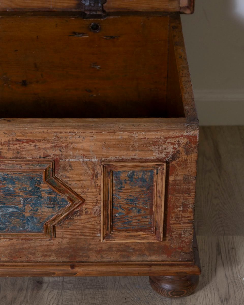 Austrian Tyrolean 19th Century Painted Fir Chest with Star Rosette Panel and Original Hardware - JAA