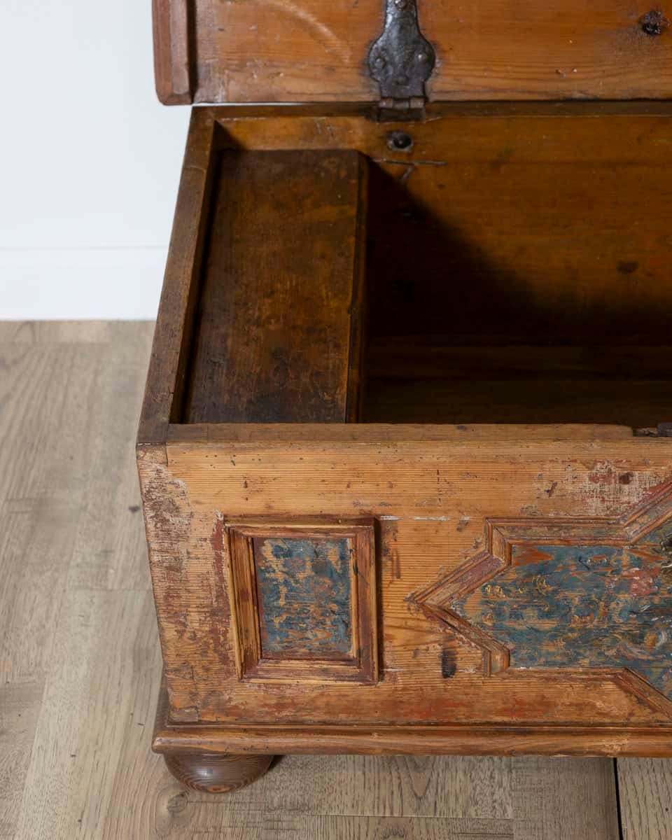 Austrian Tyrolean 19th Century Painted Fir Chest with Star Rosette Panel and Original Hardware - JAA