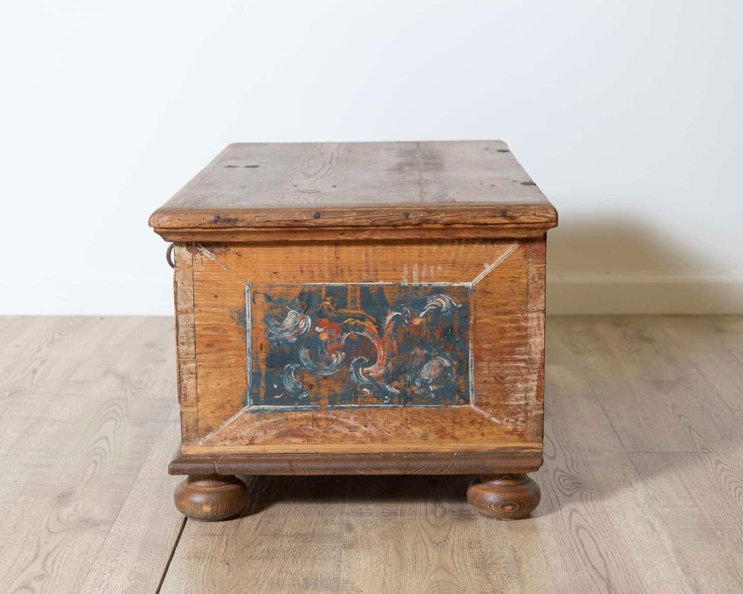 Austrian Tyrolean 19th Century Painted Fir Chest with Star Rosette Panel and Original Hardware - JAA