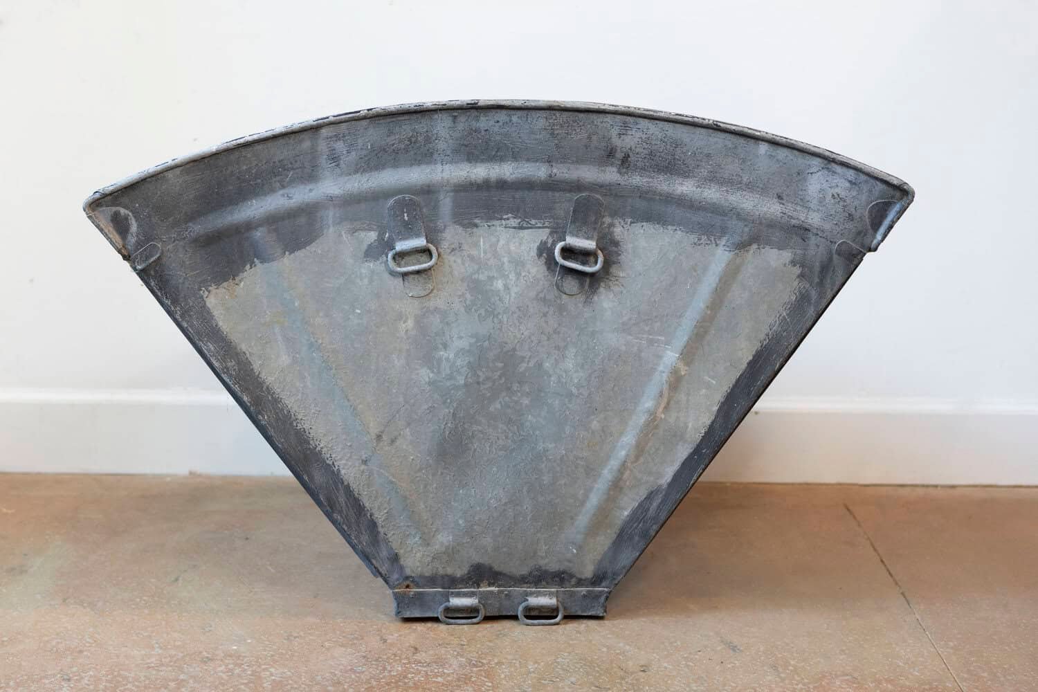 French 1890s Château Villaret Grape Picking Hod with Fleur de Lys Motifs - JAA