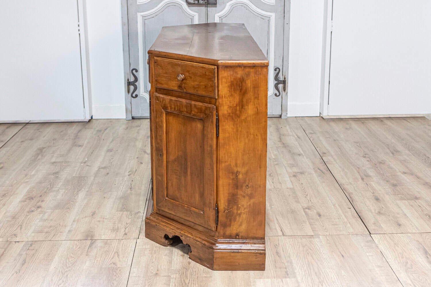 Italian 19th Century Walnut Credenza with Drawers over Doors and Canted Sides - JAA