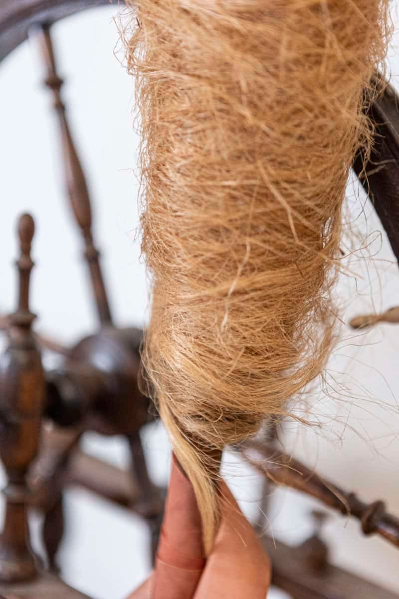 Rustic French Spinning Wheel with Original Parts from the 18th Century - JAA
