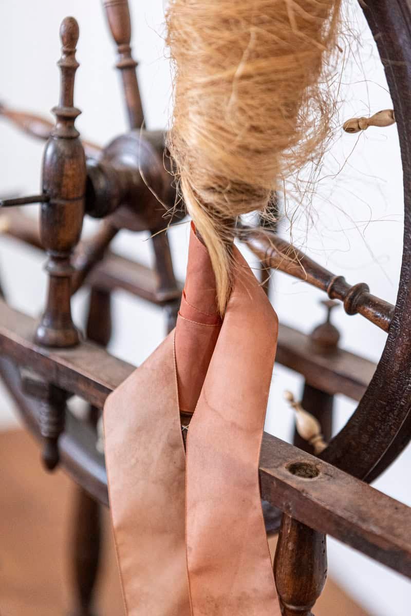 Rustic French Spinning Wheel with Original Parts from the 18th Century - JAA