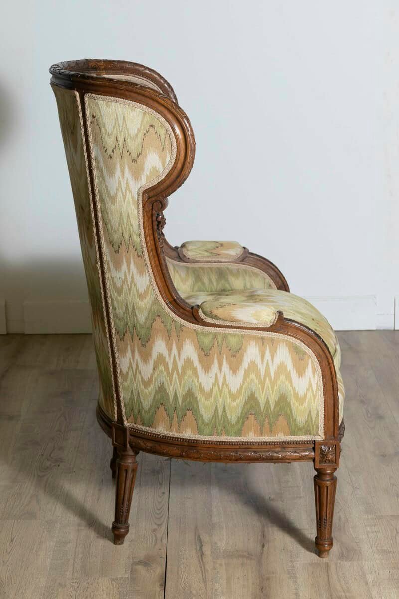 French Louis XVI Style 1870s Walnut Bergère à Oreilles with Carved Décor - JAA