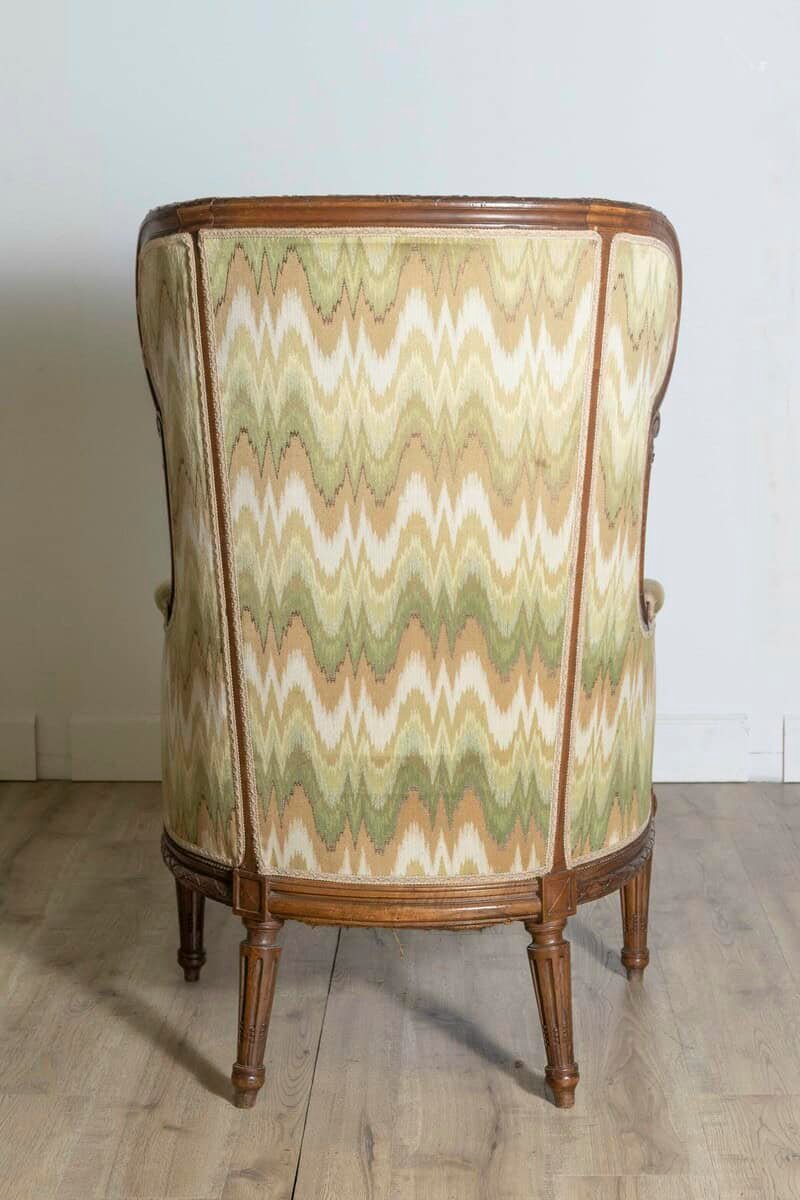 French Louis XVI Style 1870s Walnut Bergère à Oreilles with Carved Décor - JAA