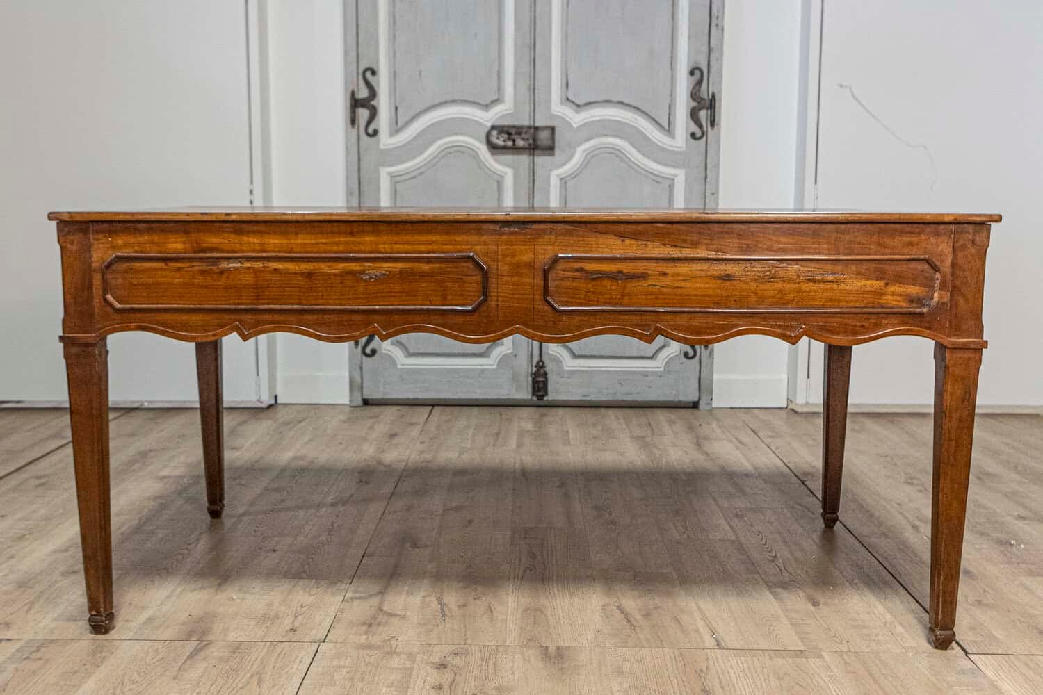 French 19th Century Walnut Desk with Carved Apron and Lateral Drawer - JAA