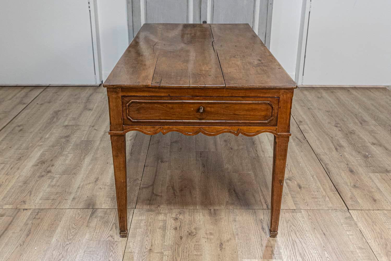 French 19th Century Walnut Desk with Carved Apron and Lateral Drawer - JAA