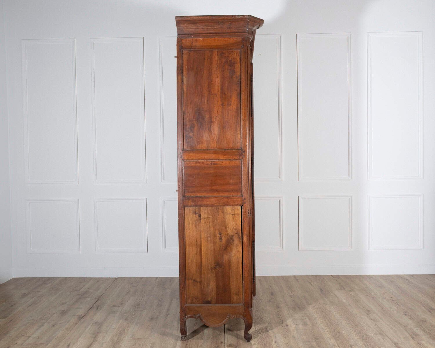 French Walnut Armoire Linen Cupboard, Transition Louis XV–Louis XVI Period, 18th Century - JAA