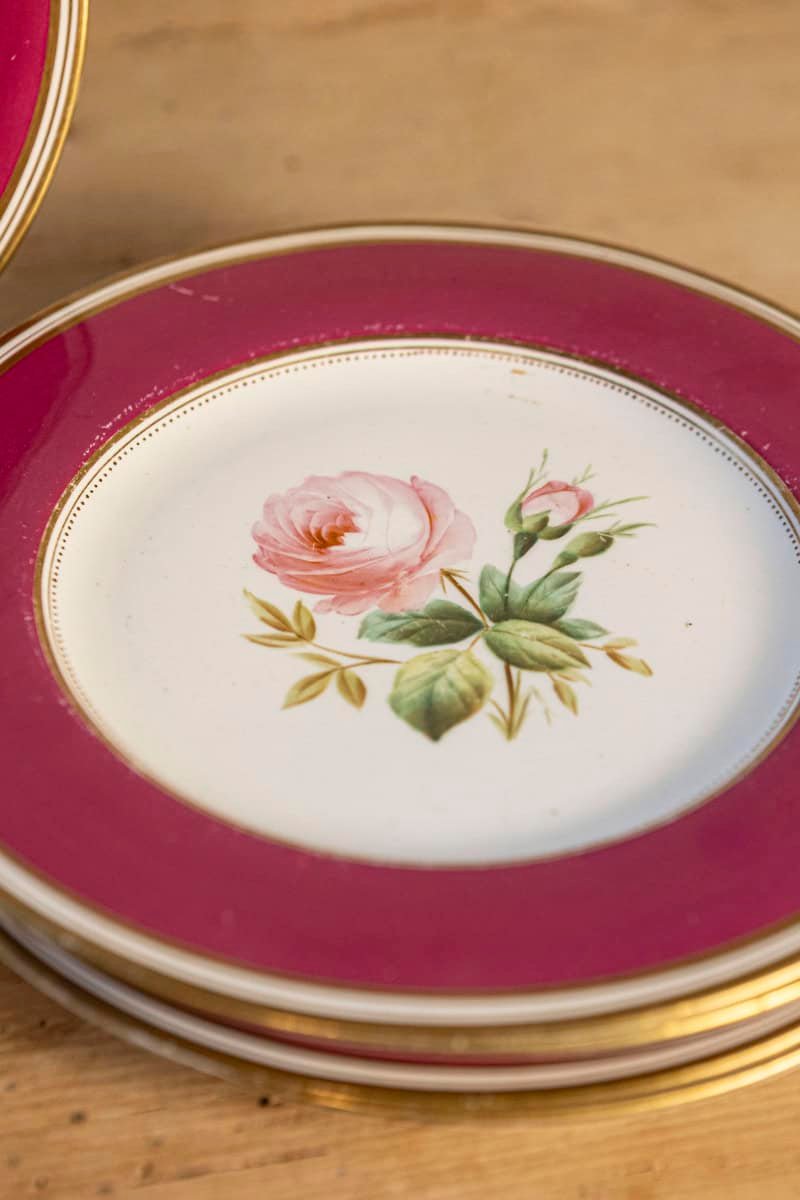 French Louis-Philippe Paris Porcelain Fuchsia Service Plates and Compotes - JAA