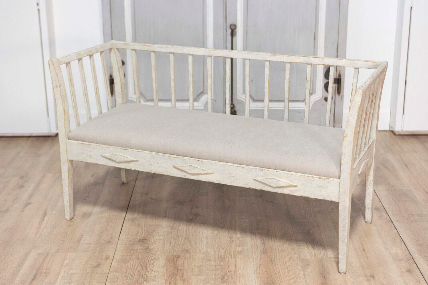 20th Century Swedish Gustavian Style Gray Painted Sofa Bench - JAA