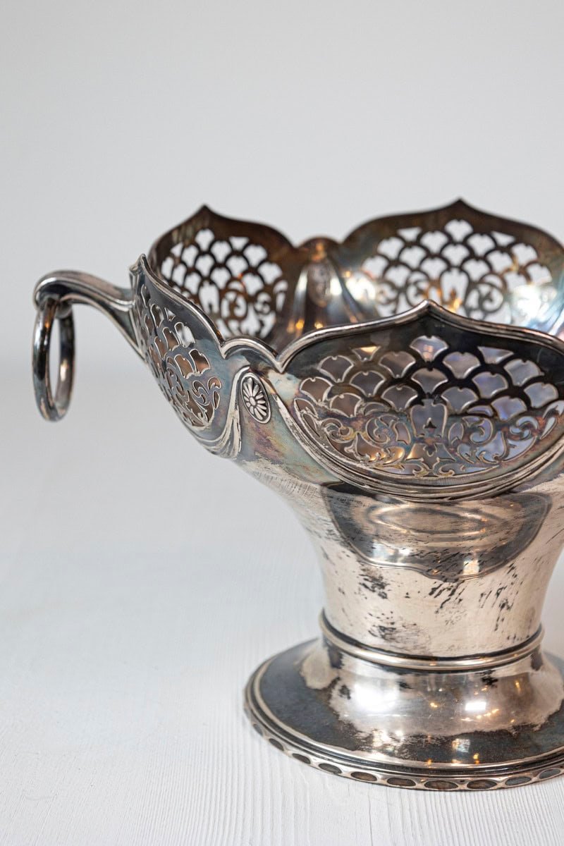 English 20th Century Silver Plated Potpourri Decorative Bowl with Openwork Top - JAA