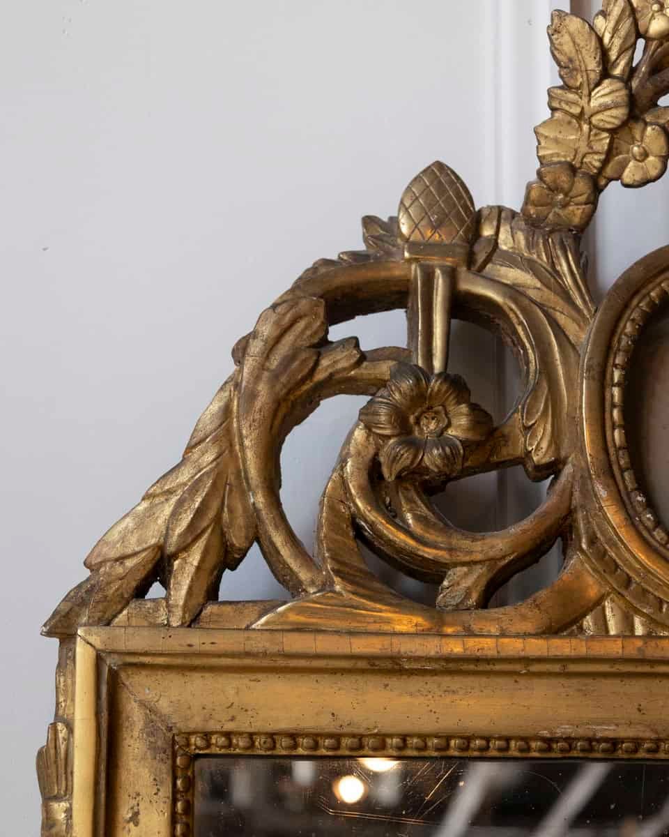 French 18th Century Louis XVI Giltwood Mirror with Cherub Medallion - JAA