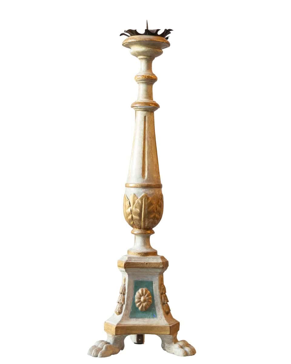 40% OFF 18th Century Painted and Gilt Candlestick from Tuscany with Acanthus Leaves