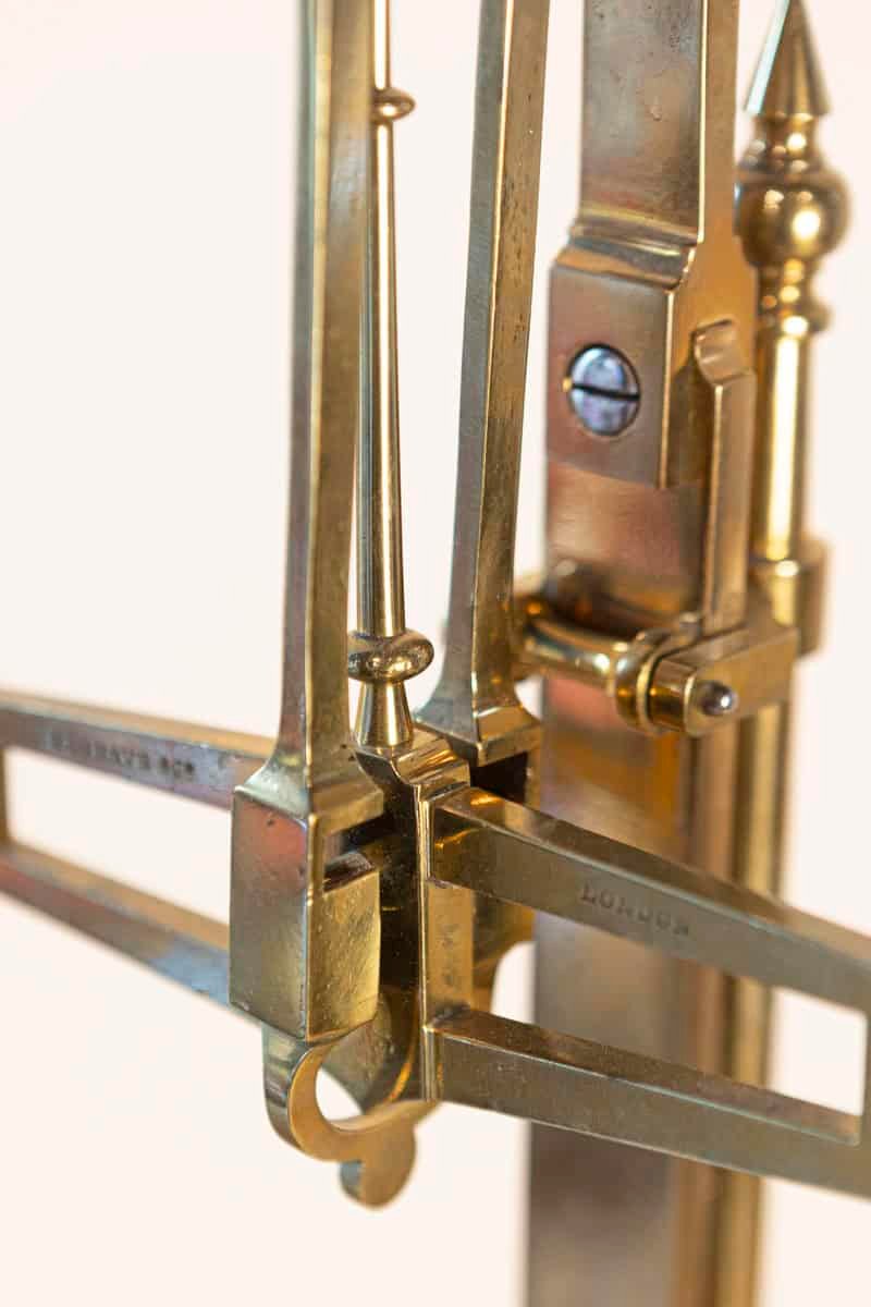 English Brass Bankers Balance Scale from the 19th Century with Circular Pans - JAA