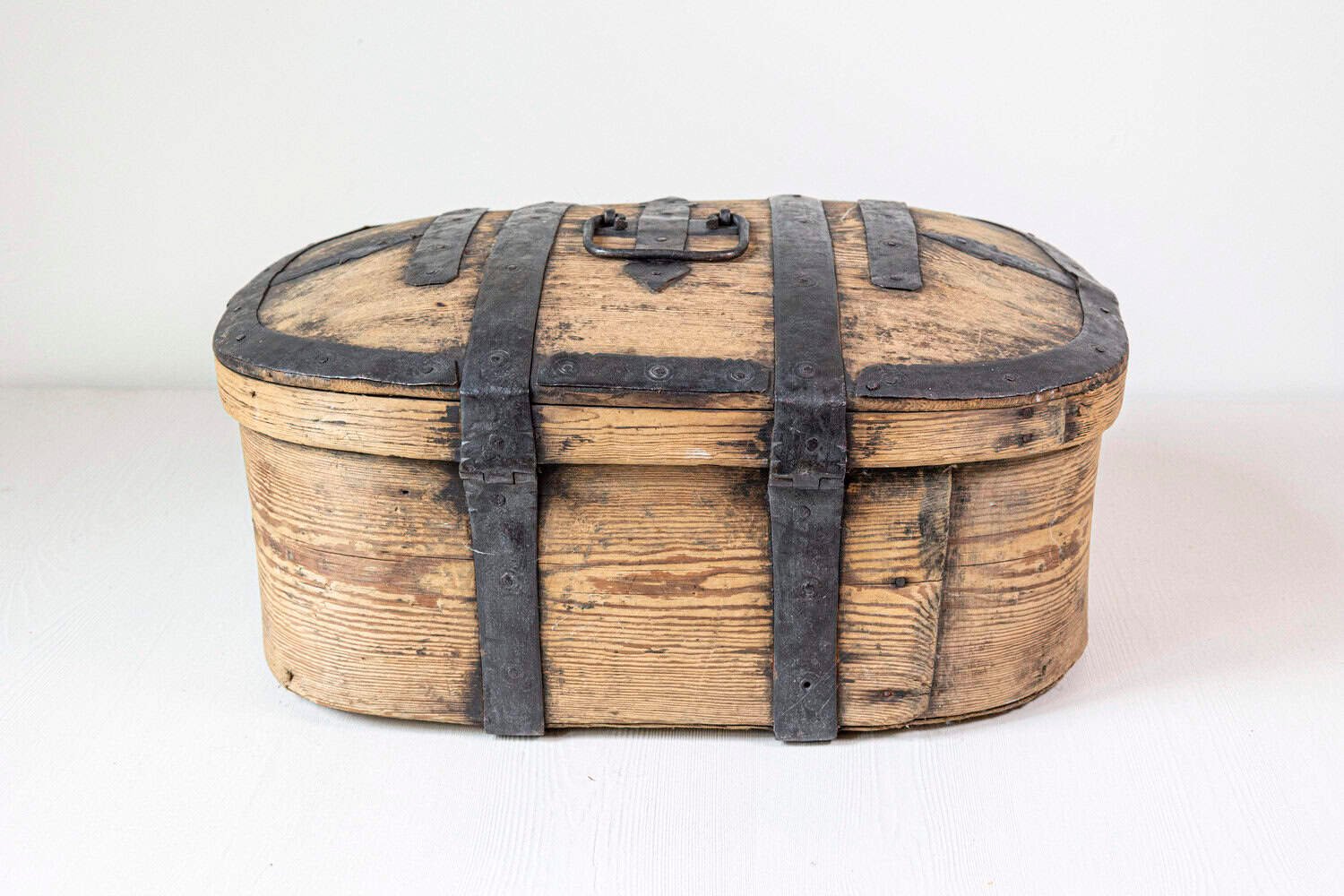 Swedish 1790s Rustic Oval Top Wooden Box with Iron Accents and Distressed Patina - JAA