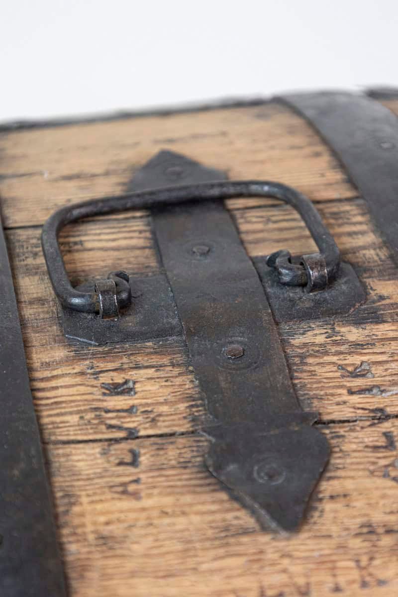Swedish 1790s Rustic Oval Top Wooden Box with Iron Accents and Distressed Patina - JAA