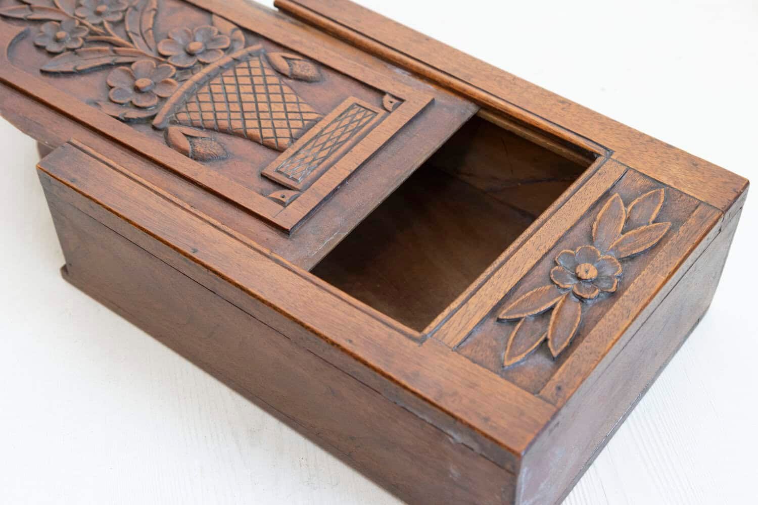 French 19th Century Carved Walnut Farinerio Decorative Box with Floral Décor - JAA