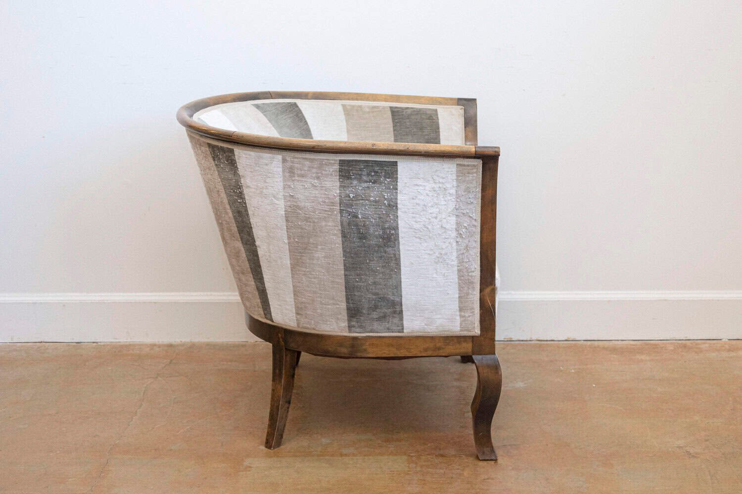 Pair of Scandinavian Midcentury Birchwood Horseshoe Back Club Chairs - JAA