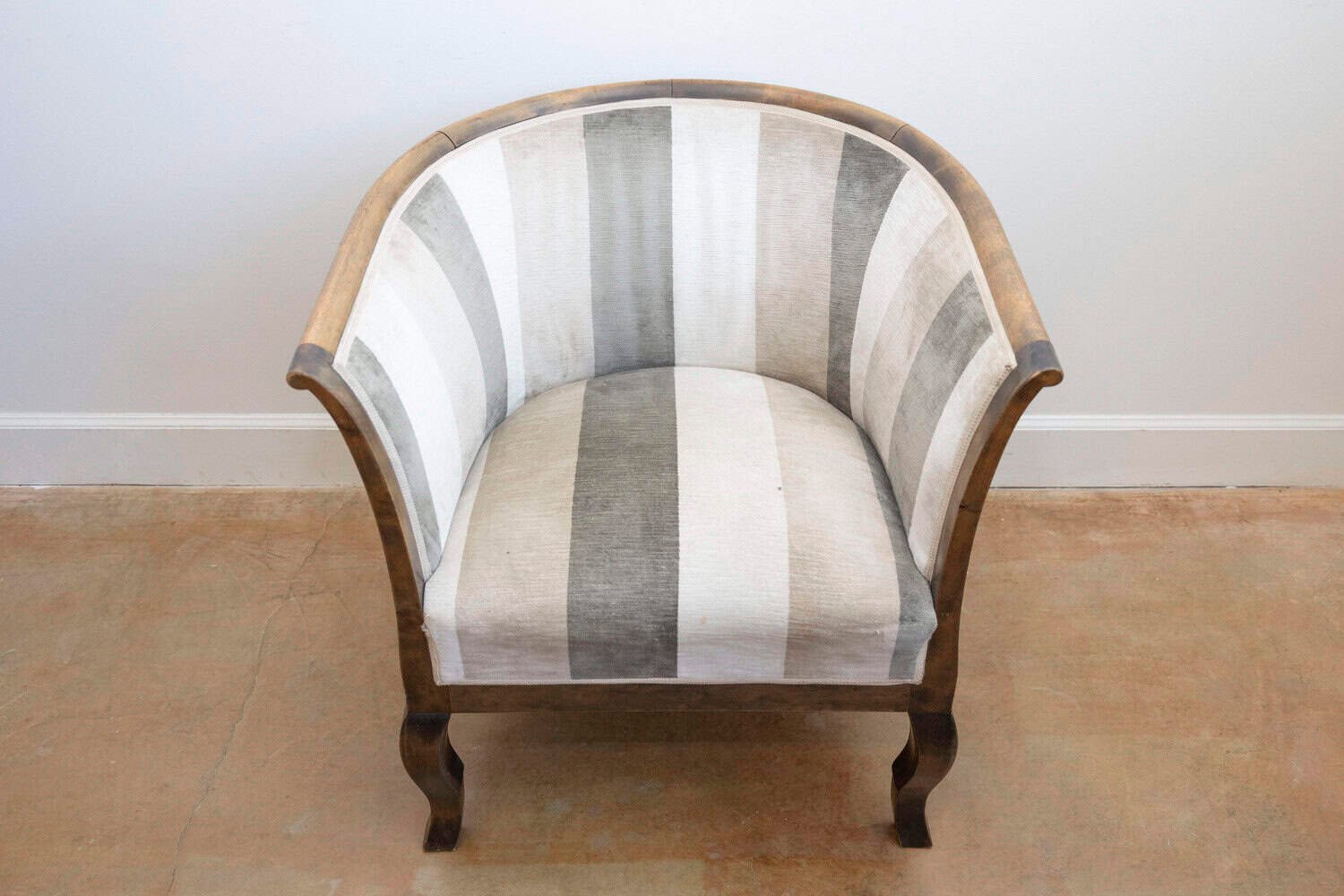 Pair of Scandinavian Midcentury Birchwood Horseshoe Back Club Chairs - JAA