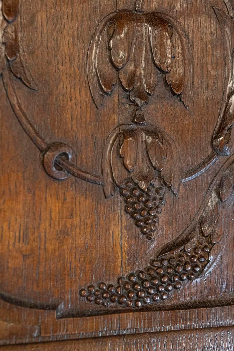 French 1750s Oak Trumeau Mirror with Large Carved Rinceaux and Floral Bouquet - JAA