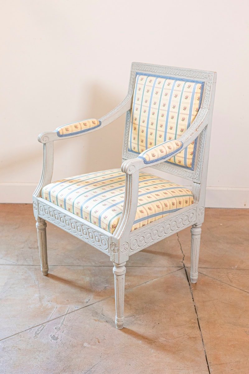Pair of Swedish Gustavian Style 1890s Painted Wood Armchairs with Guilloches - JAA
