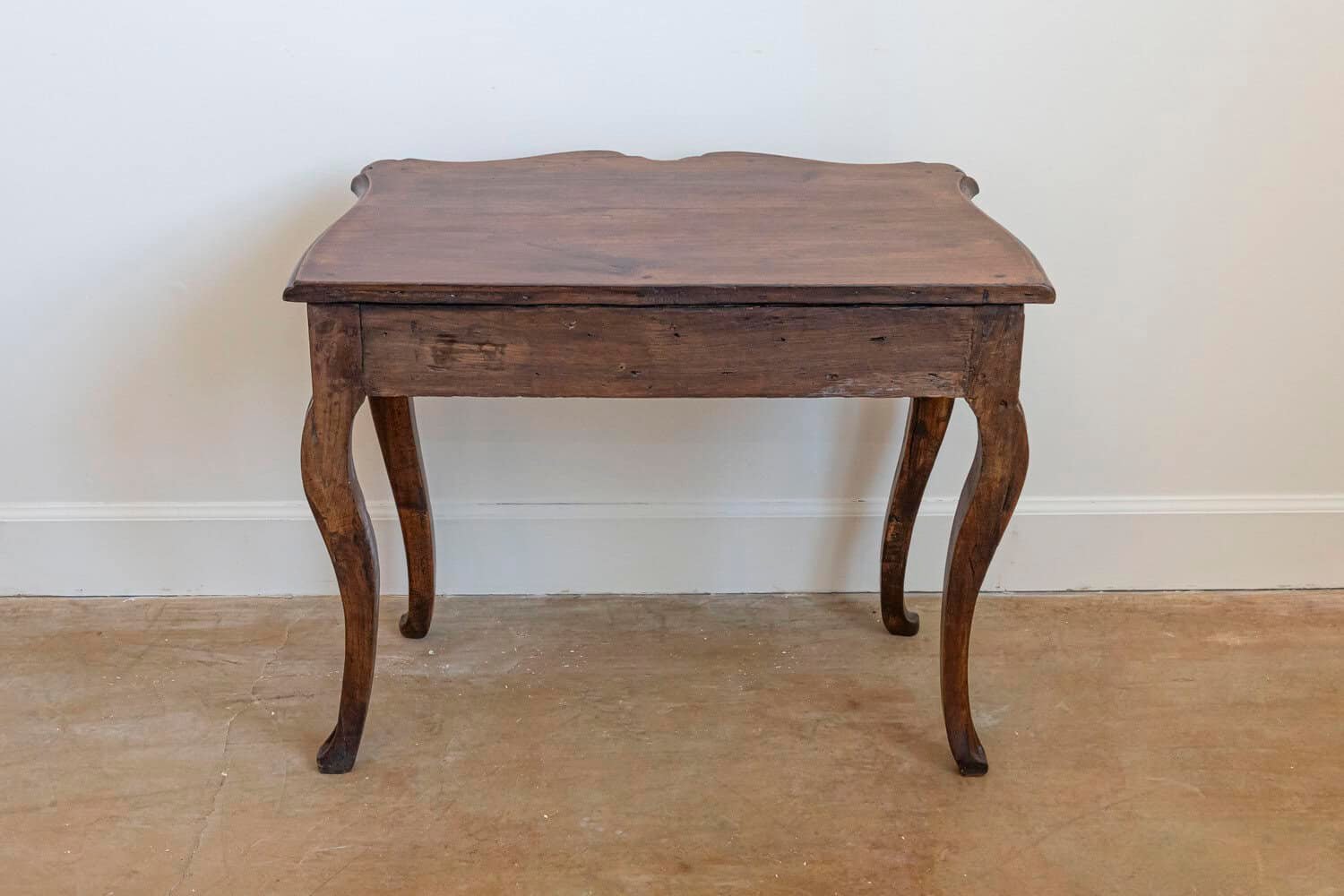 French 1750s Period Louis XV Walnut Console Table with Serpentine Front - JAA