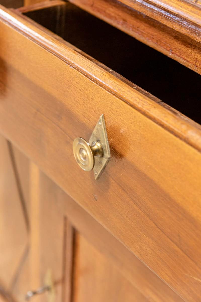 Italian Early 19th Century Walnut Three Drawers over Two Doors Buffet - JAA