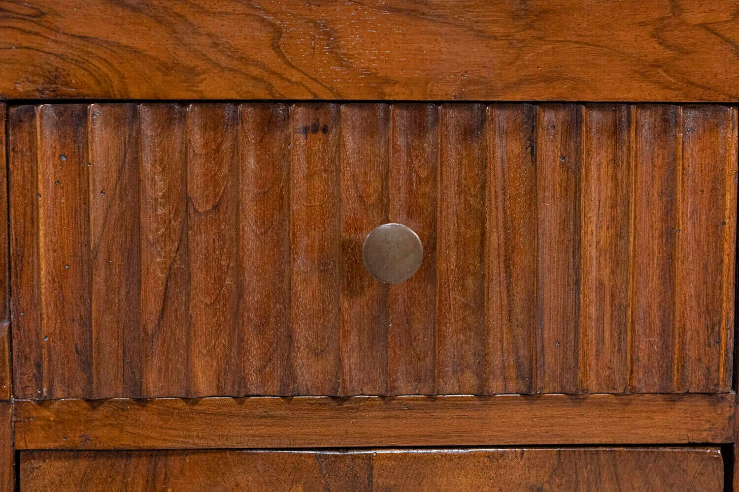 Pair of Italian 18th Century Walnut Bedside Chests with Carved Fluted Drawers - JAA