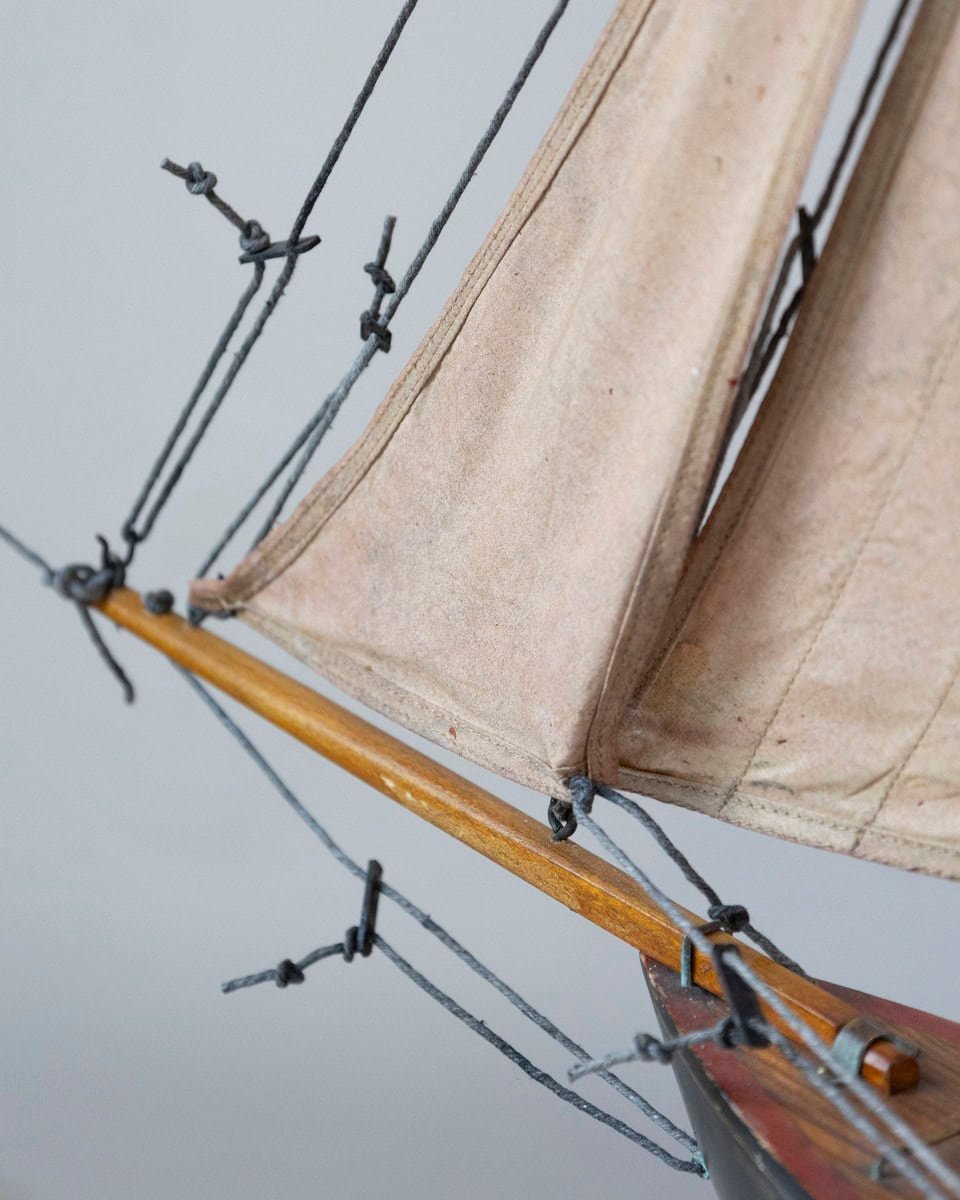 Early 20th Century Gamage’s Gaff Rigged Cutter Pond Yacht - JAA