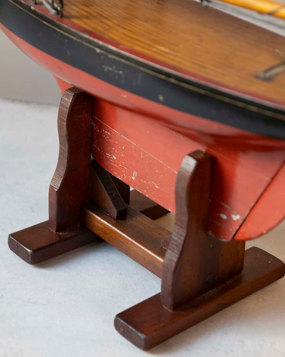 Early 20th Century Gamage’s Gaff Rigged Cutter Pond Yacht - JAA