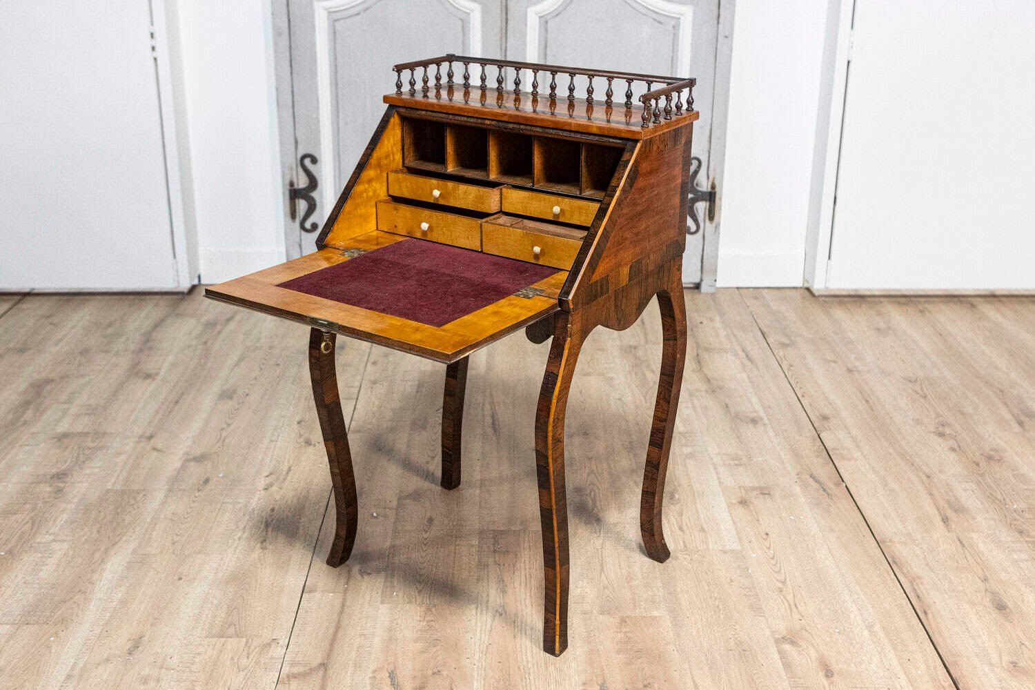 Italian 19th Century Walnut and Mahogany Writing Table with Slant Front Desk - JAA