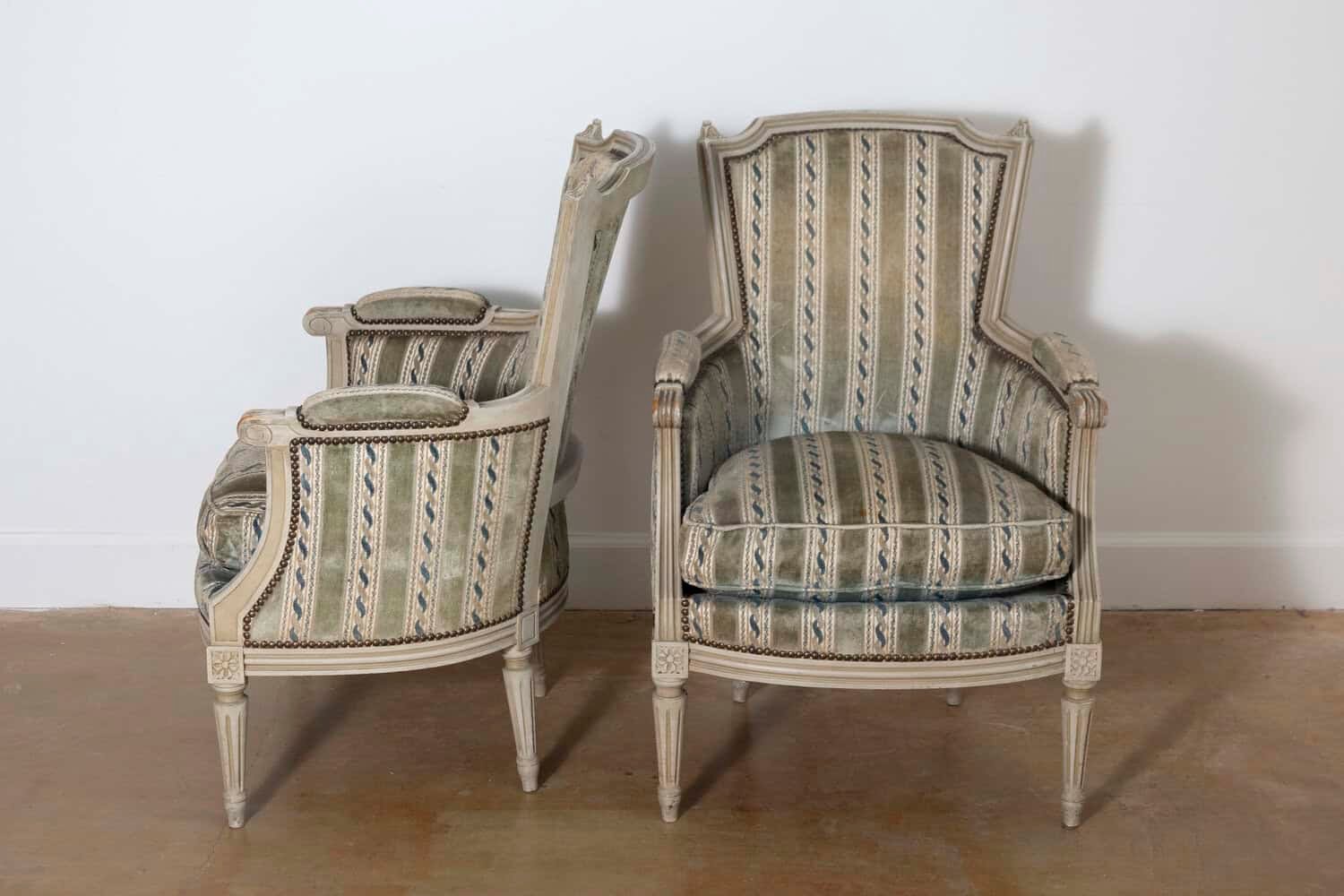 Pair of 20th Century French Bergeres - JAA