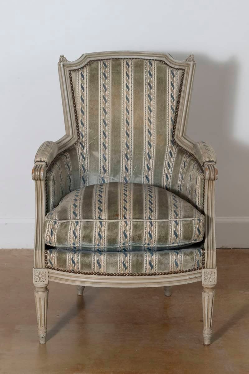 Pair of 20th Century French Bergeres - JAA