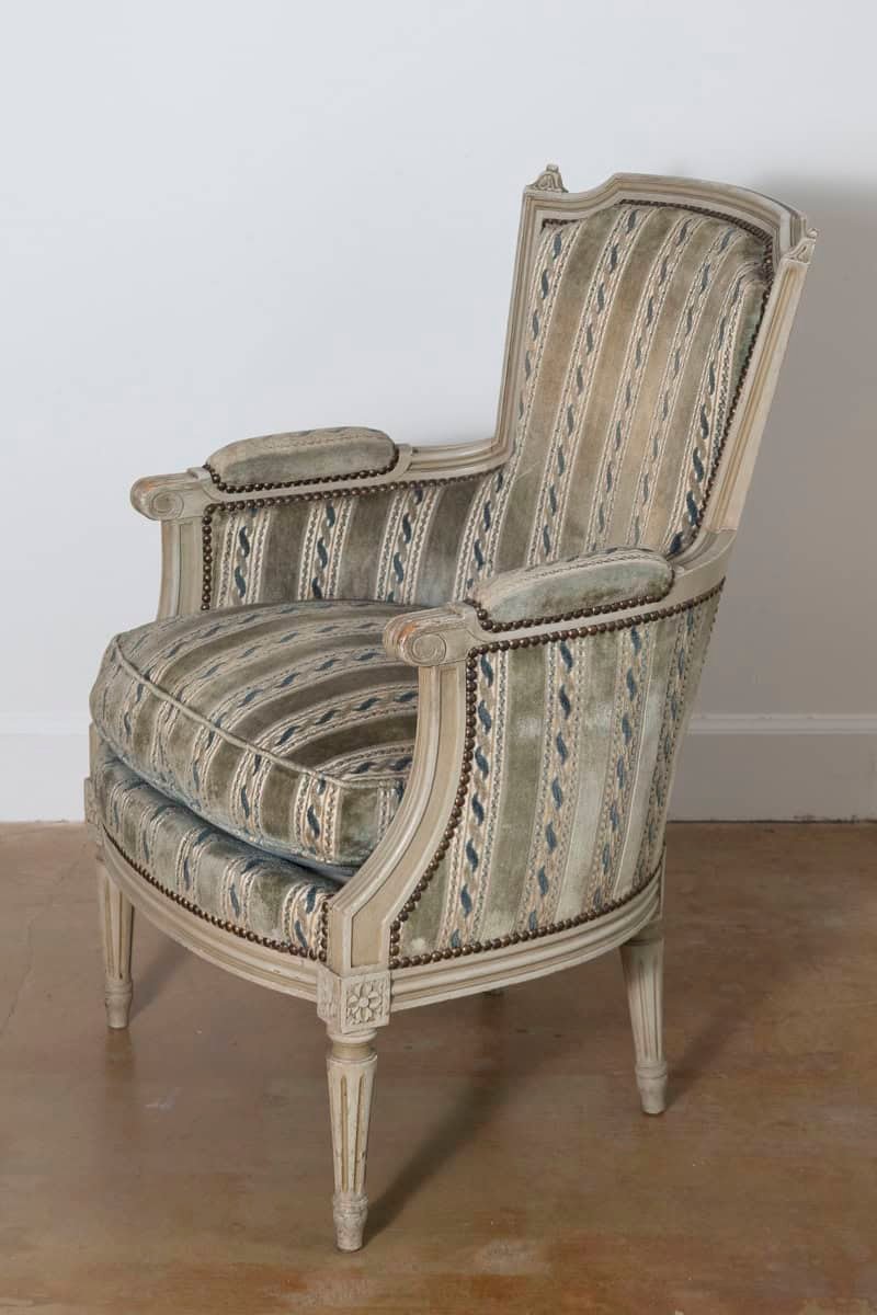 Pair of 20th Century French Bergeres - JAA