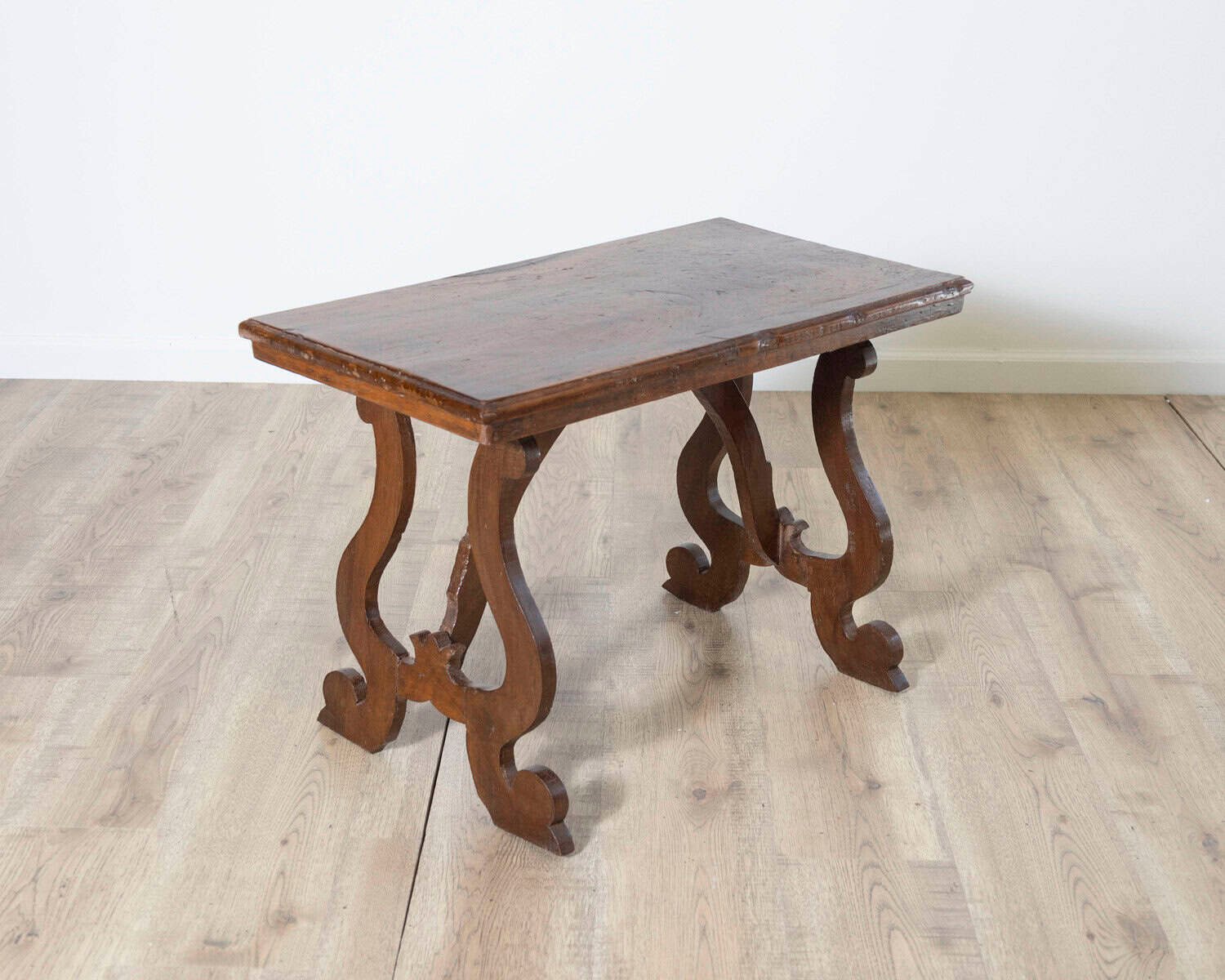 Early 18th Century Petite Tuscan Fratino Table in Solid Walnut - JAA