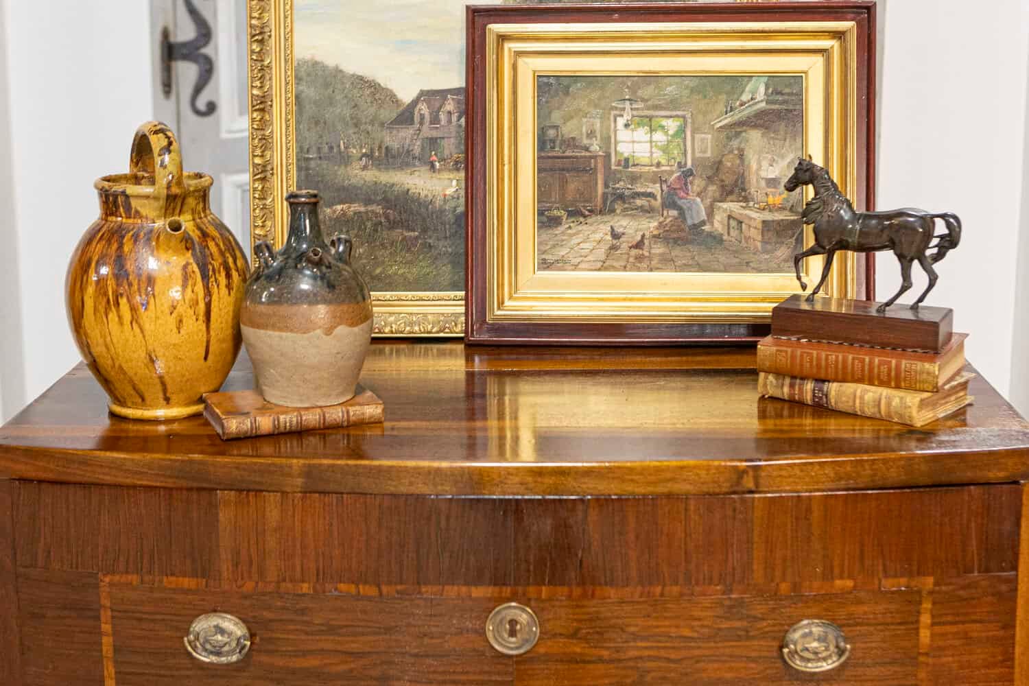 18th Century Italian Louis XVI Chest of Drawers In solid walnut and marquetry from Veneto - JAA