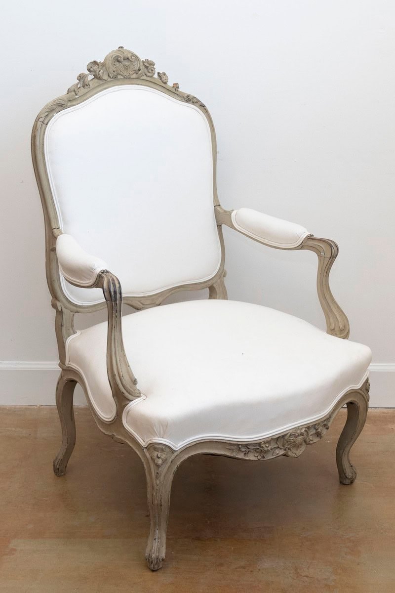 Pair of Napoléon III 1850s Painted and Upholstered Armchairs with Carved Flowers - JAA