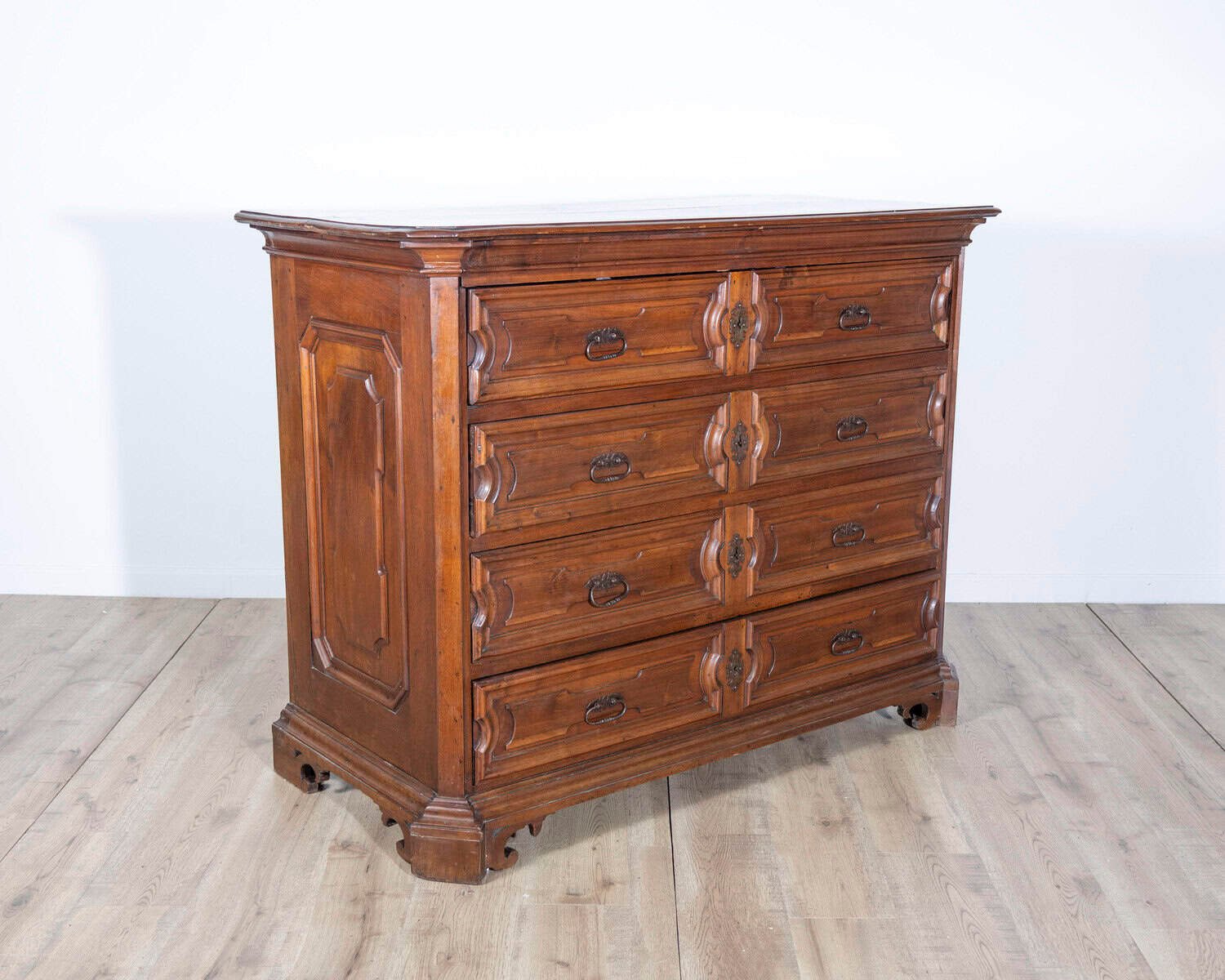 Late 17th Century, Lombard Louis XIV Walnut Canterano with Writing Cabinet - JAA