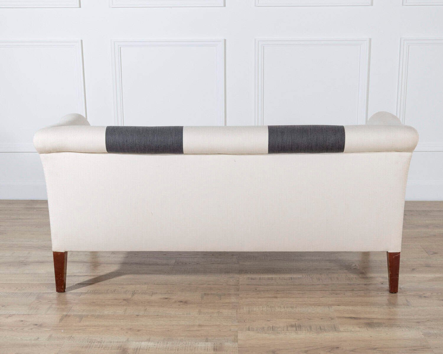 Italian Early 19th-Century Mahogany Sofa with Bronze Mounts - JAA