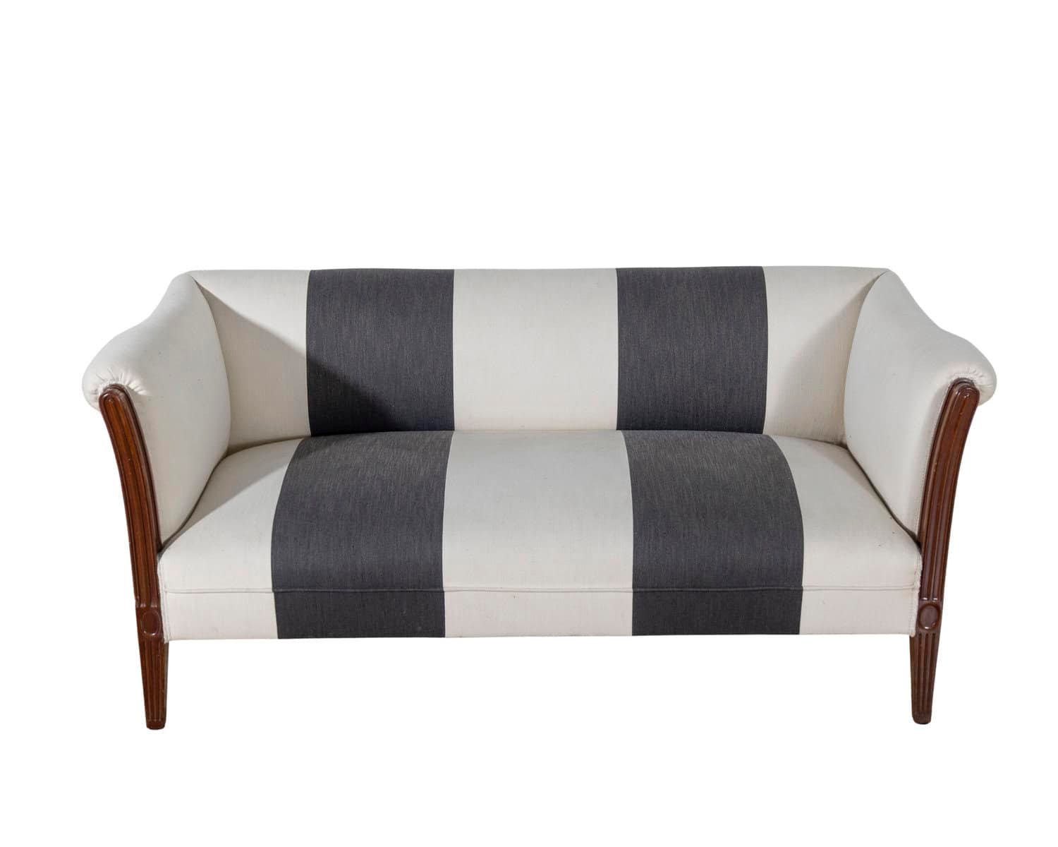 Italian Early 19th-Century Mahogany Sofa with Bronze Mounts