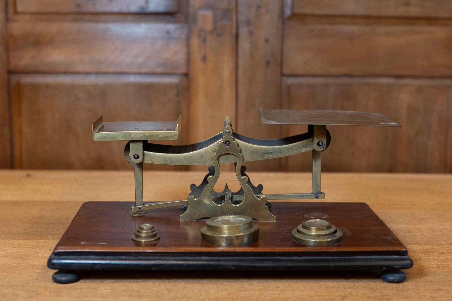 Early 20th Century English Postal Scale - JAA