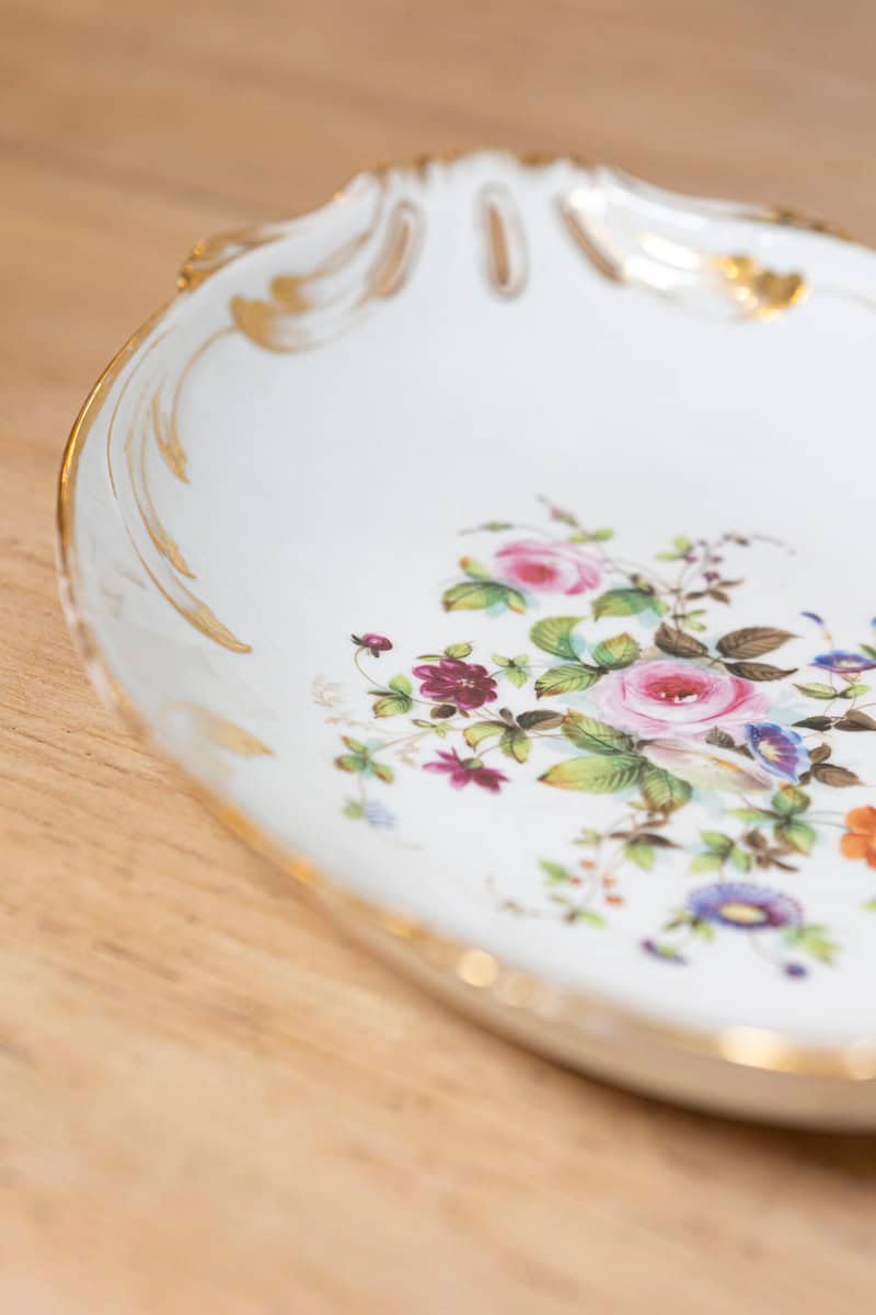 French Napoléon III Porcelain de Paris Plates with Floral Décor - JAA