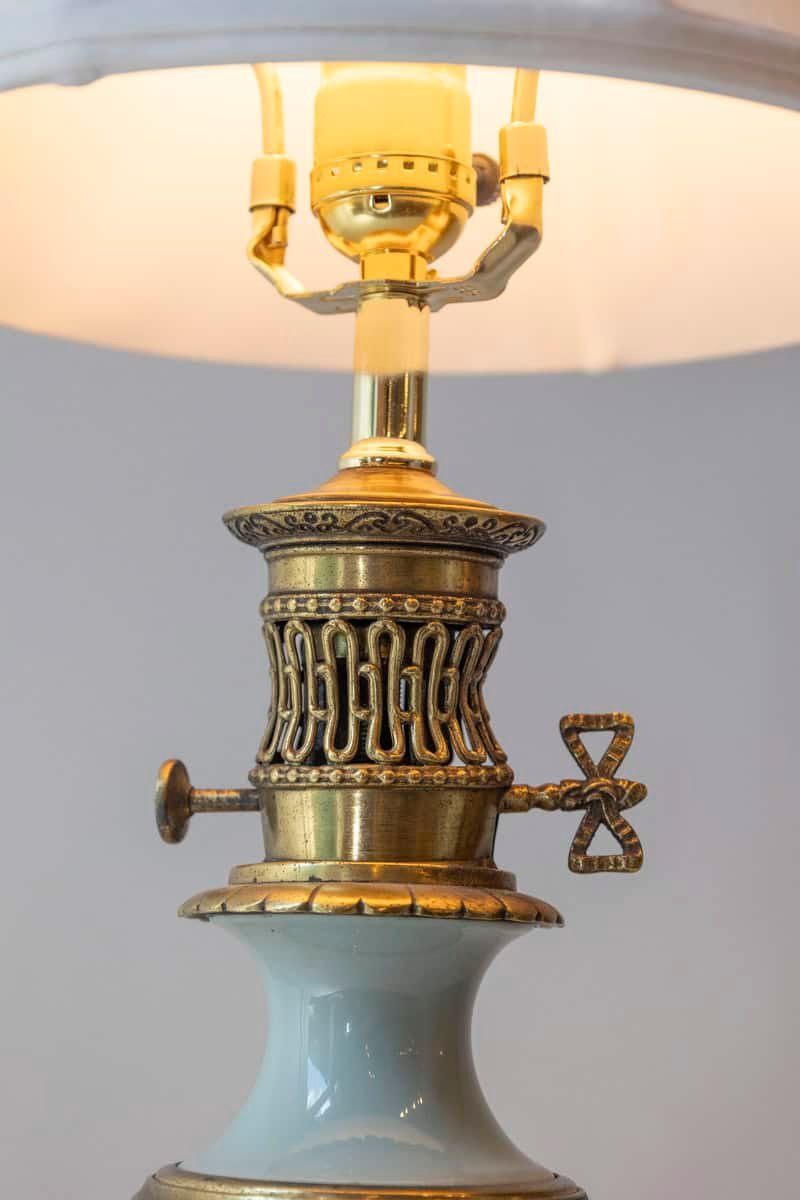 19th-Century French Porcelain and Bronze Table Lamp with Floral Motif - JAA