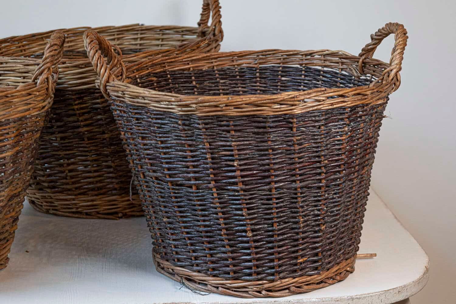 English 20th Century Two-Toned Wicker Basket with Double Handles, Devon, Each - JAA
