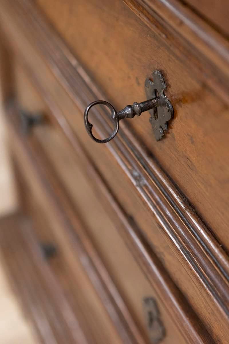 Italian 17th Century Walnut Four-Drawer Commode with Carved Bracket Feet - JAA